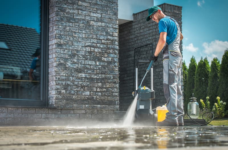 3 Reasons To Invest In Building Washing For Your Commercial Property